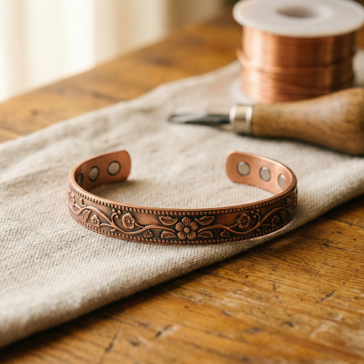 Glockenschlag – Kupferarmband